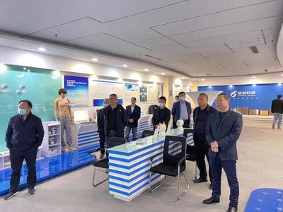 重庆开州区卫健委考察团莅临蓝创科技，共探数字医疗与技术服务新路径